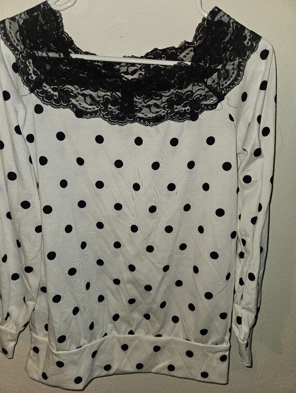 Agnes & Dora Womans Long Sleeve Polka Dot Top Size S